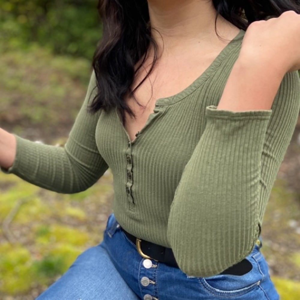 Olive Green Ribbed Top - Picture 2 of 6